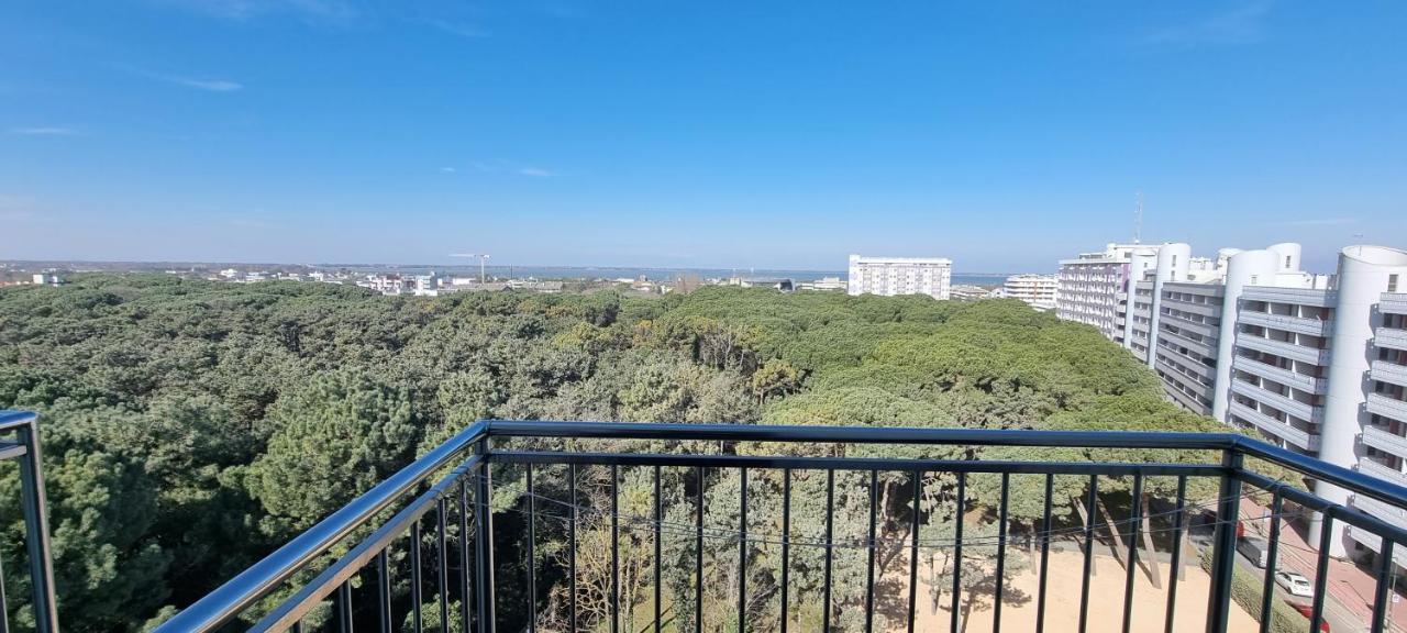 International Seaview Apartments Lignano Sabbiadoro Bagian luar foto